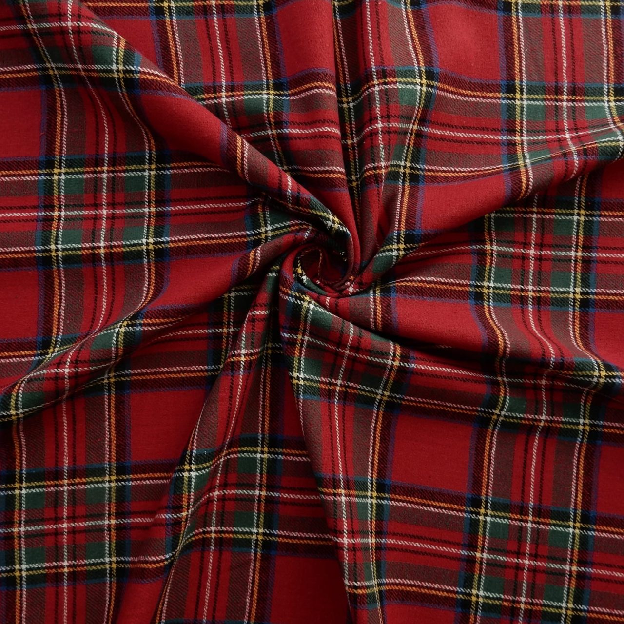 flannel-yarn-dyed-plaid-royal-stewart-red-swirl