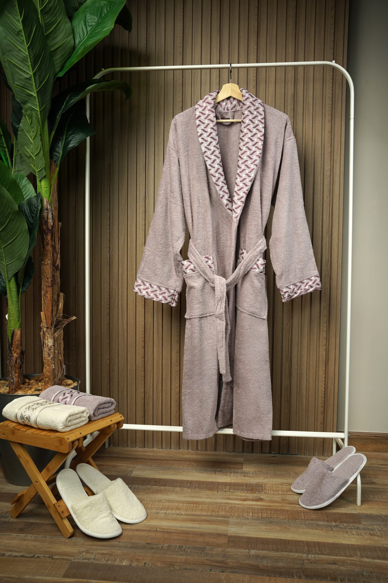 Bathrobe,Set,-,Hanger,With,Clean,Bathrobe,And,Towel,On